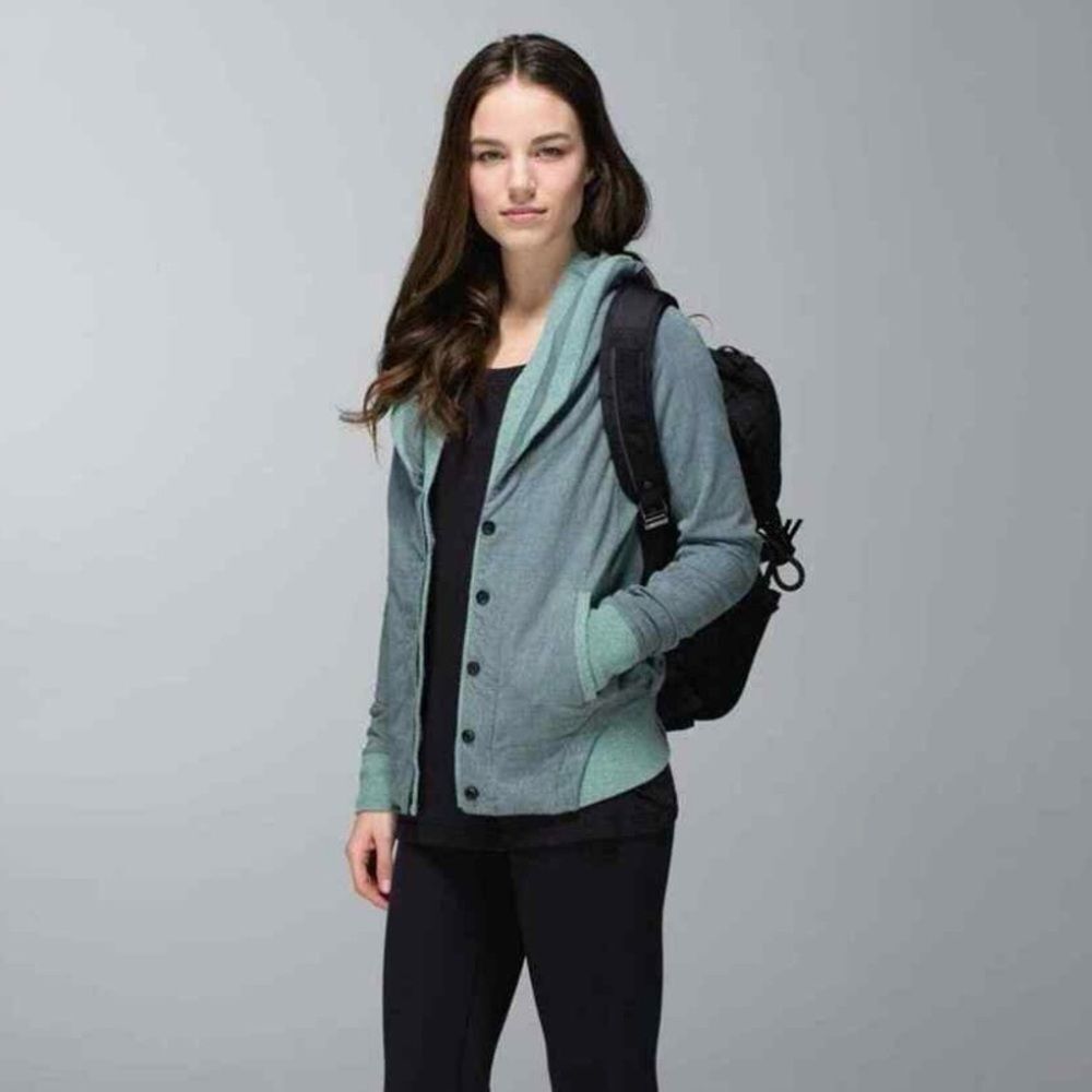 Lululemon To Class Textured Green Button Down Dou… - image 2